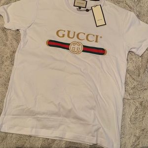 Gucci T-shirt